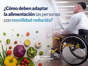 Guía de Alimentación y Nutrición para Personas con Movilidad Reducida o Encamadas (Guía 2026) Platillo de puré enriquecido y nutrición clínica para alimentación de personas encamadas en casa